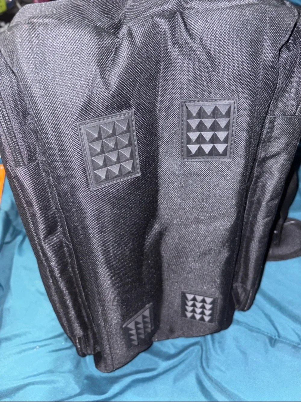 Black Men's Messenger Bag with Padded Shoulder Strap